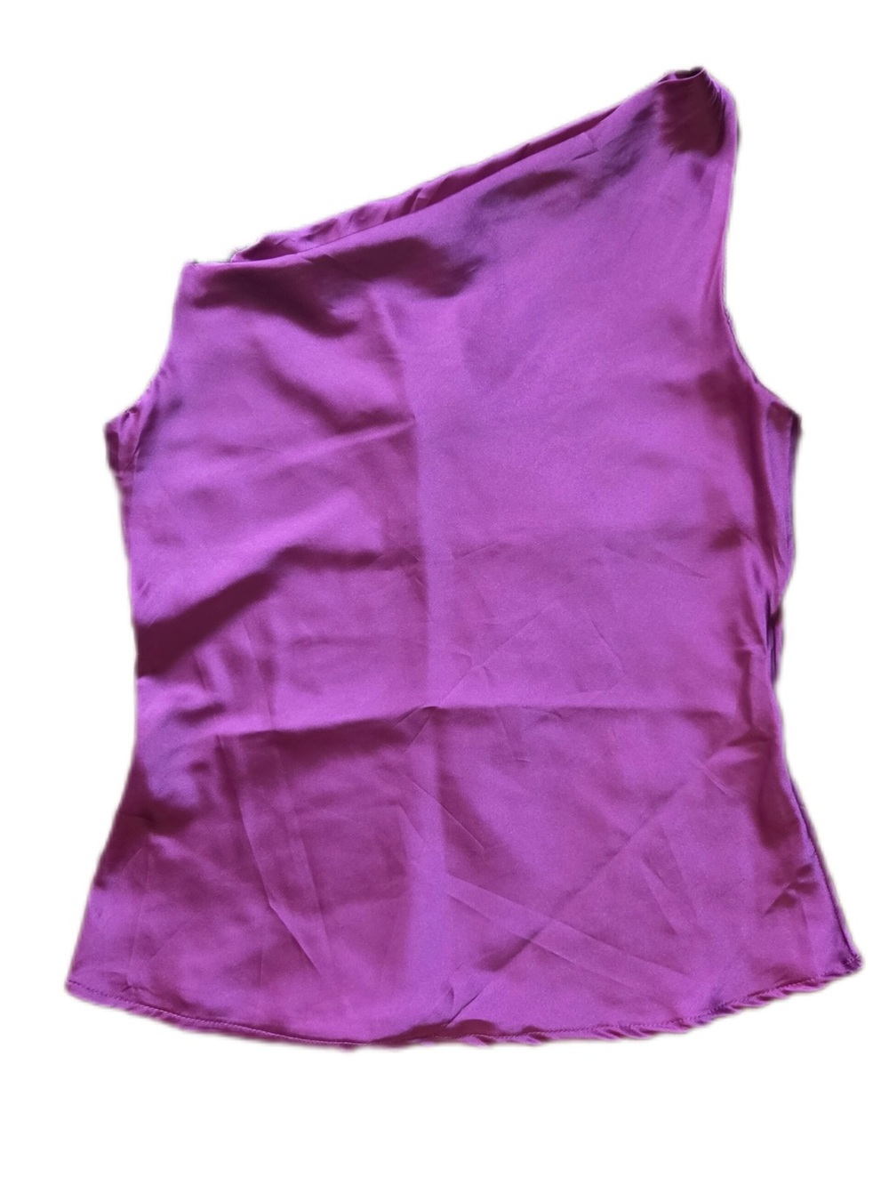 Rinascimento Magenta One-Shoulder Satin Camisole with Chain Strap - Picture 2 of 4